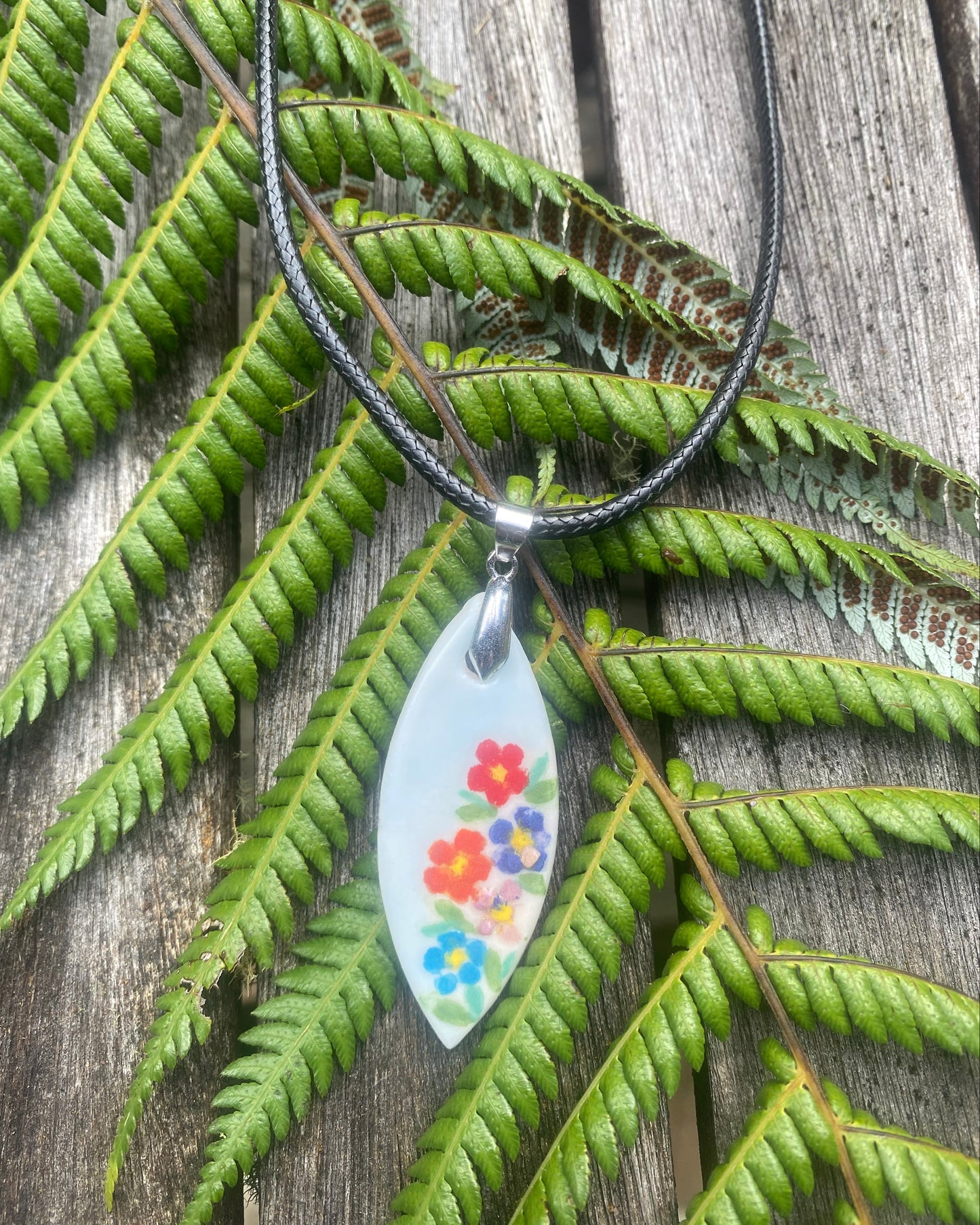 Colourful flora Pendant
