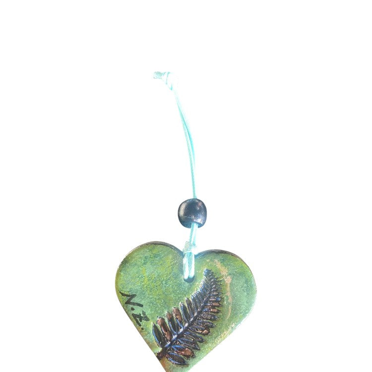 Ceramic Shaped Heart Showing Iconic New Zealand Silver Fern.