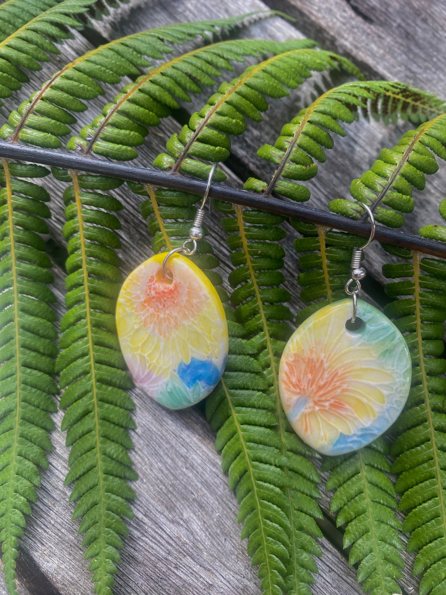 Van Gogh Sunflower du Jardin Range: Hand-Painted Porcelain Earrings Porcelain
