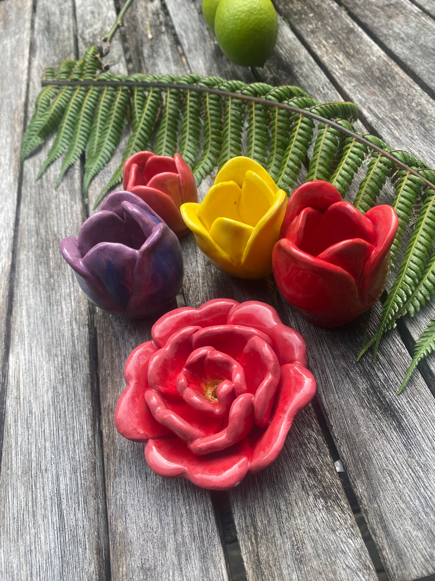 Tulip Incense Holder Red Set of 2